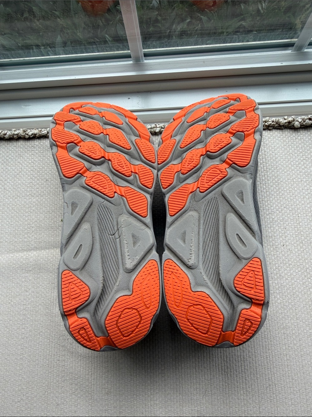 Hoka One One Men's Gray Running Shoes with Neon Lime Accents - Picture 5 of 8